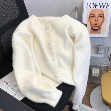 Cardigan de Punto Faux Mink — Suavidad de lujo, calidez real | ATELIER NOVA